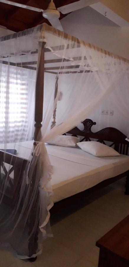 Sea Breeze Guest House أونا واتونا المظهر الخارجي الصورة