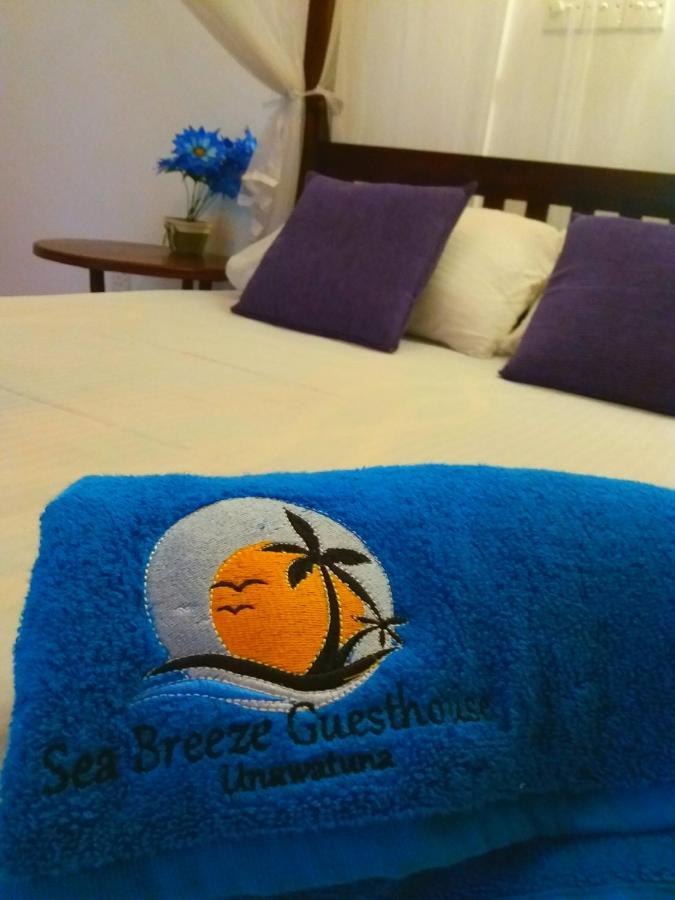 Sea Breeze Guest House أونا واتونا المظهر الخارجي الصورة