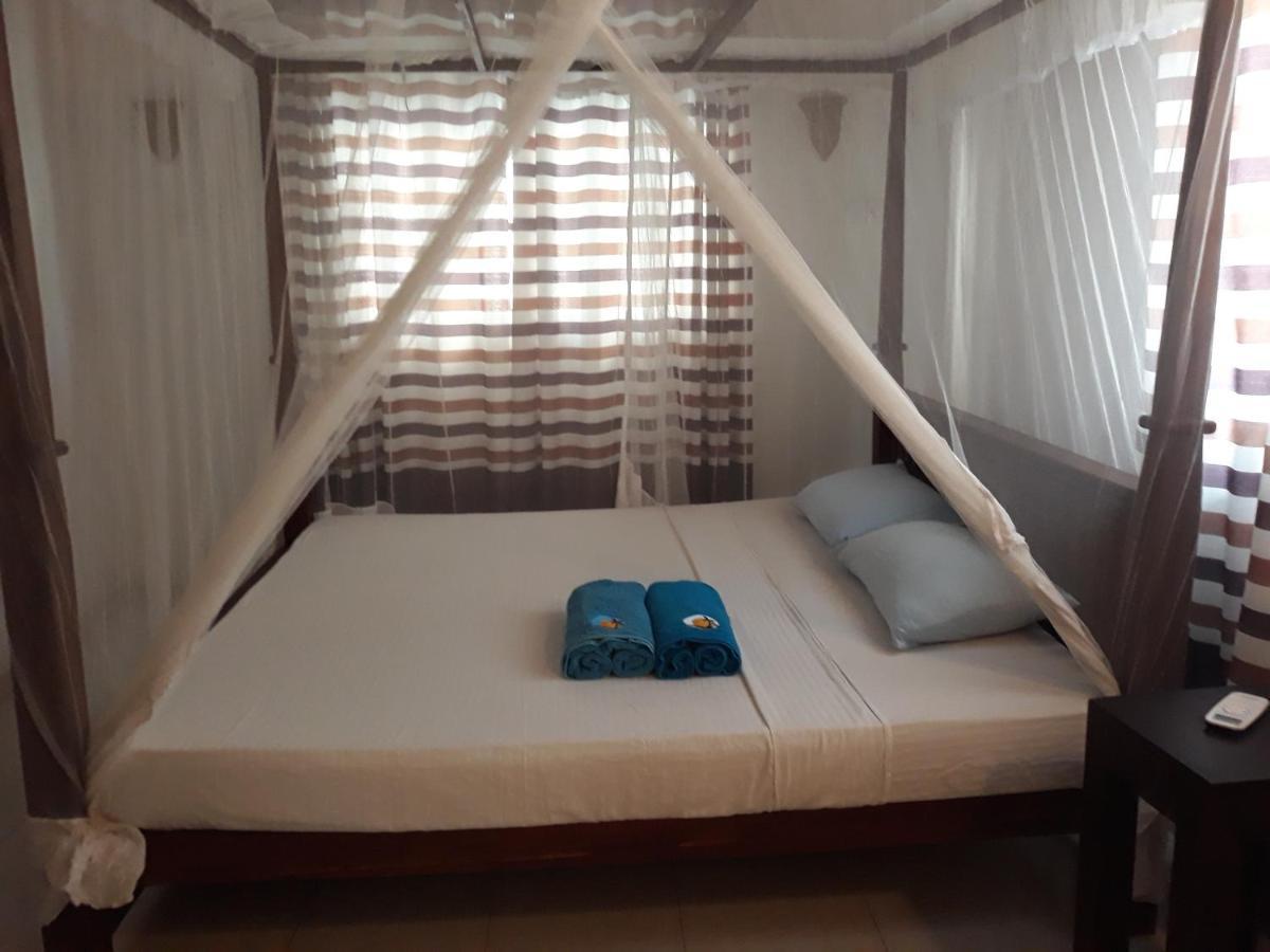 Sea Breeze Guest House أونا واتونا المظهر الخارجي الصورة