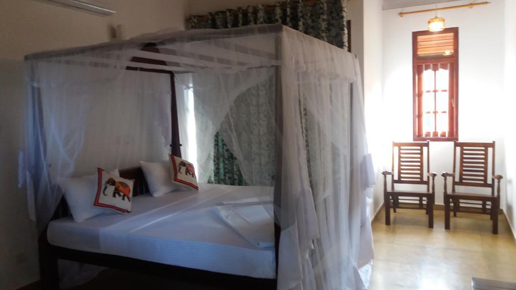 Sea Breeze Guest House أونا واتونا المظهر الخارجي الصورة